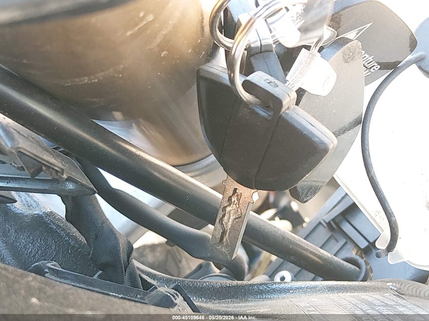 2025 BMW S 1000 Rr VIN: WB10P2302S6L82967 Lot: 45109646