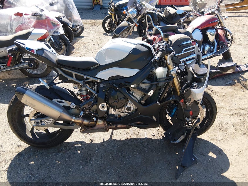 2025 BMW S 1000 Rr VIN: WB10P2302S6L82967 Lot: 45109646