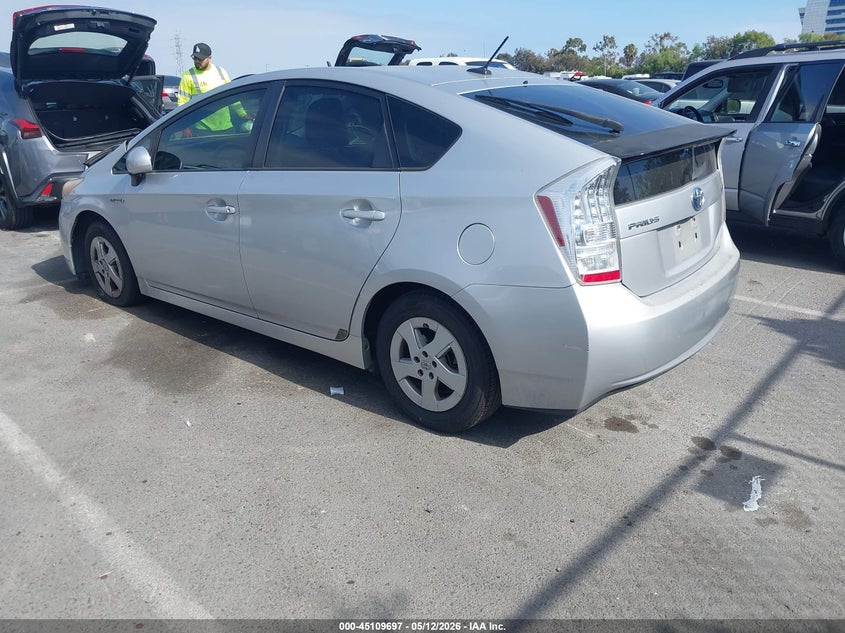 2011 TOYOTA PRIUS auction photo 3
