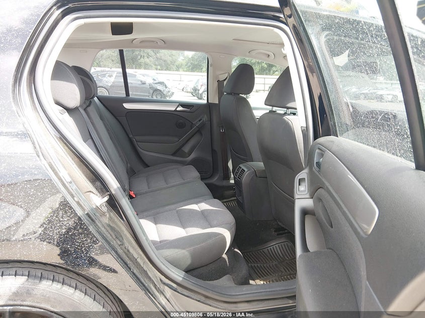 2013 VOLKSWAGEN GOLF auction photo 8