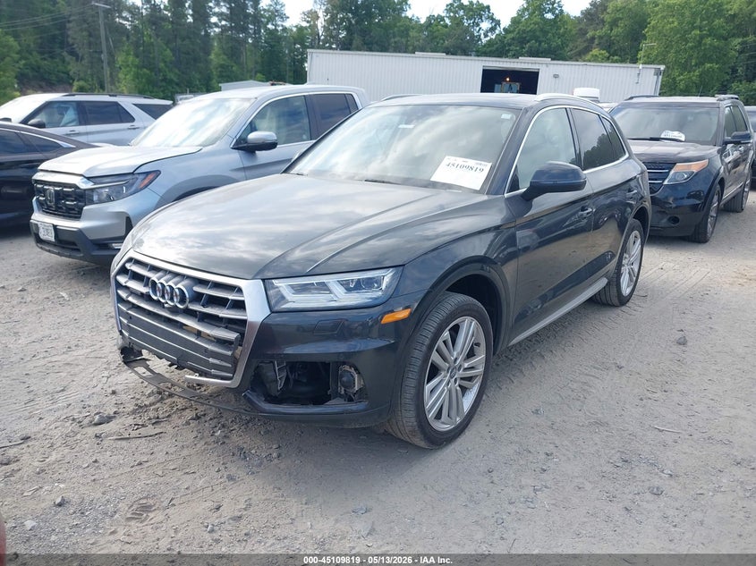 Vin: wa1cnafy0j2198225, lot: 45607404, audi q5 2.0t premium/2.0t tech premium 20182