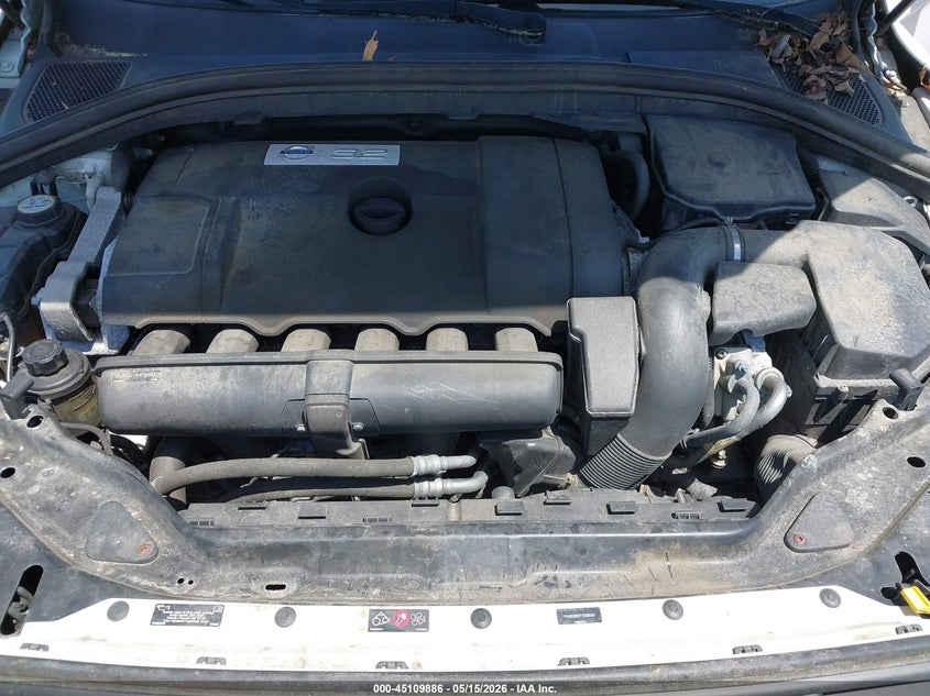 2015 Volvo Xc60 3.2 Platinum VIN: YV4952RD7F2566516 Lot: 45109886