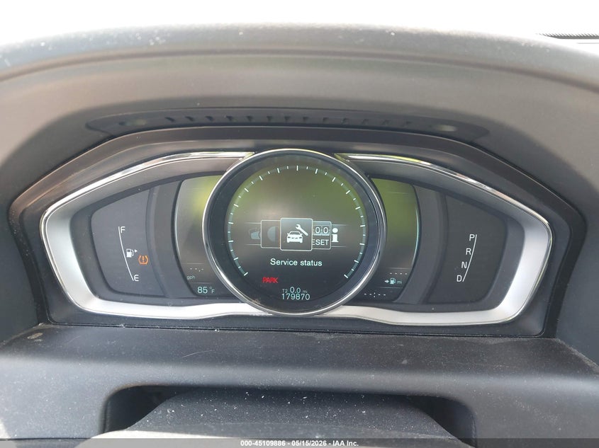 2015 Volvo Xc60 3.2 Platinum VIN: YV4952RD7F2566516 Lot: 45109886