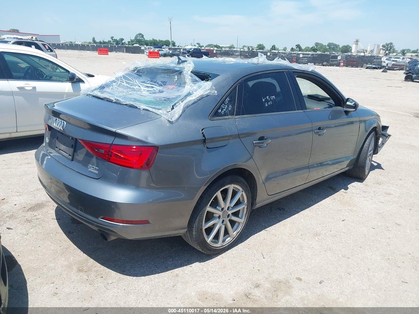 2016 AUDI A3 auction photo 4