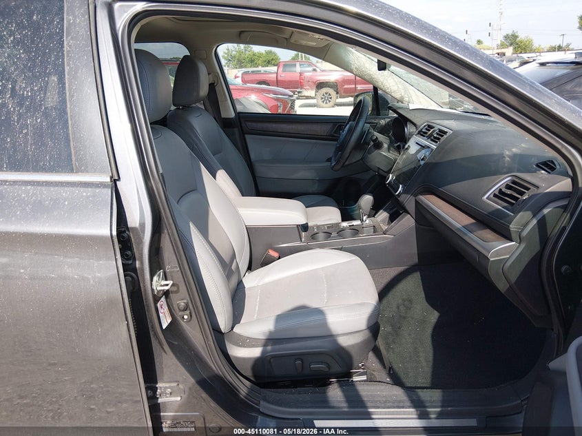 2019 SUBARU OUTBACK auction photo 5
