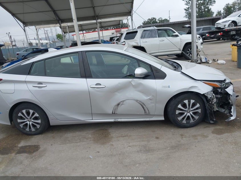 2021 TOYOTA PRIUS PRIME LIMITED — Фото 13