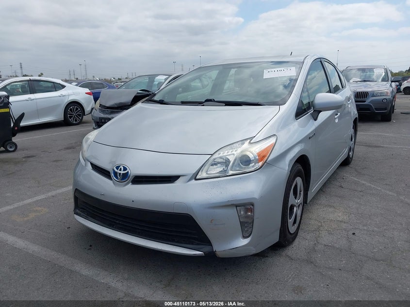 2015 Toyota Prius Two JTDKN3DU3F0477216 photo 1