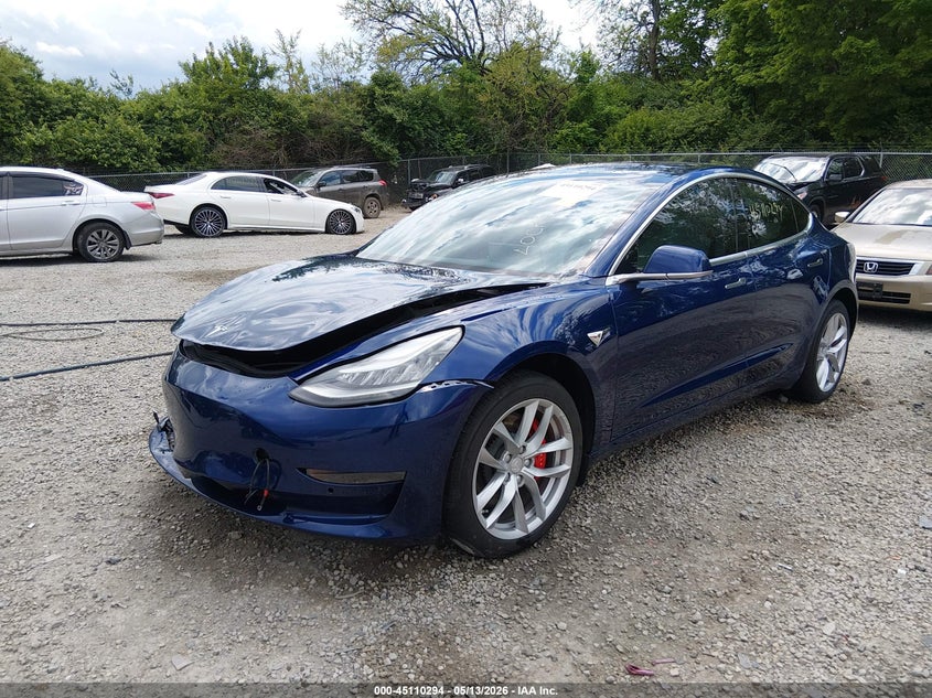 Vin: 5yj3e1eb5jf080817, lot: 45607877, tesla model 3 long range/performance 20182