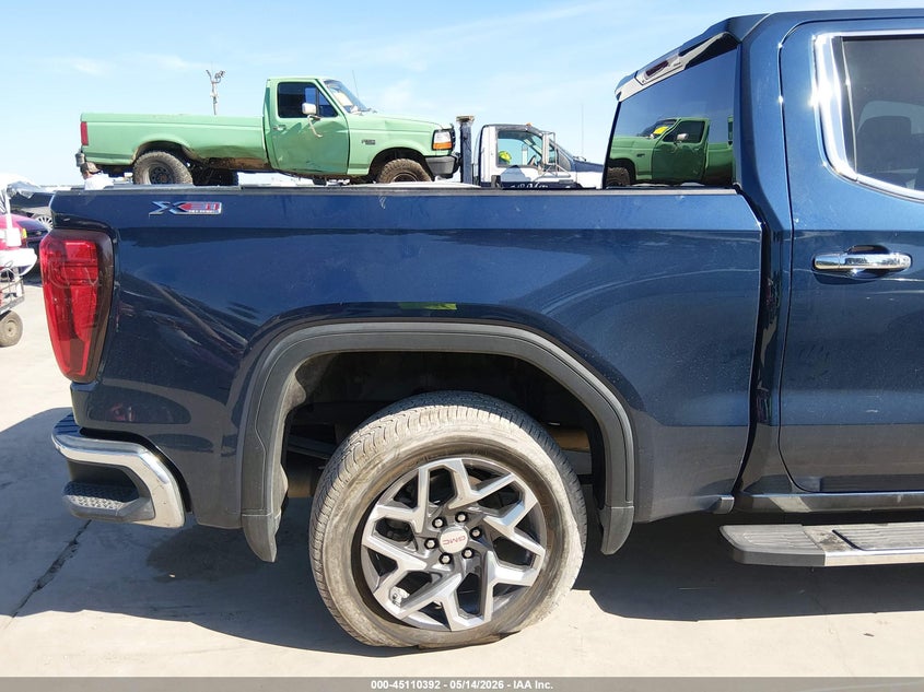 GMC SIERRA 1500 - zdjęcie 18