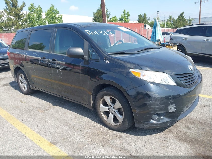 2017 Toyota Sienna L 7 Passenger