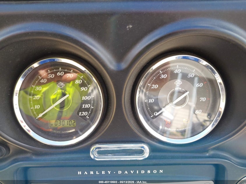 2010 Harley-Davidson Flhtk VIN: 1HD1KEM1XAB648559 Lot: 45110503
