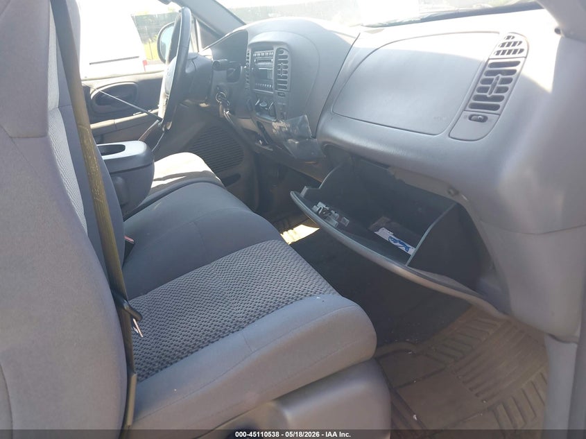 2003 FORD F-150 auction photo 5
