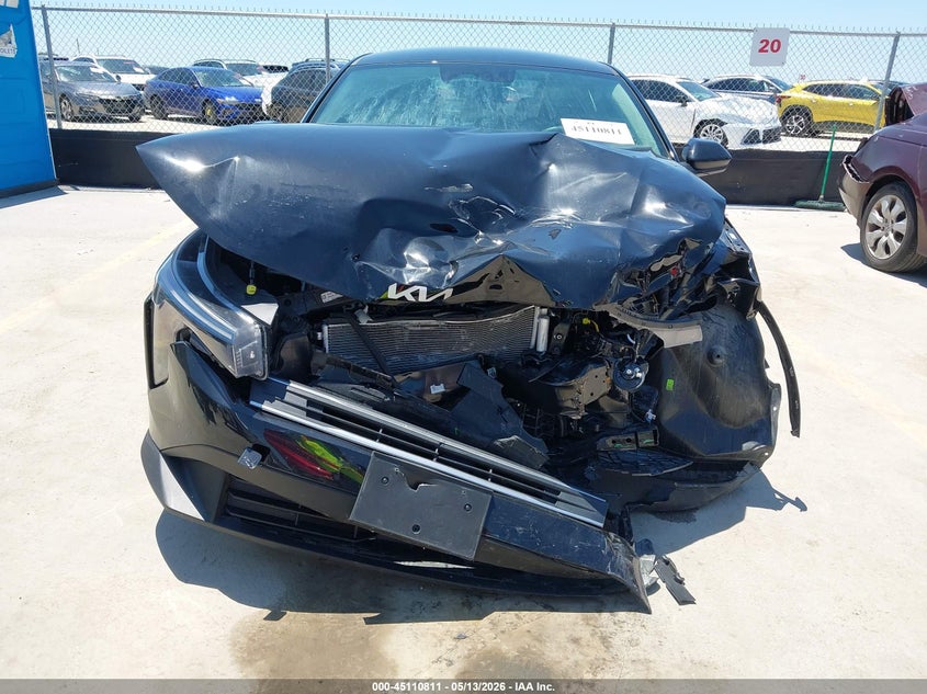 2025 KIA K4 auction photo 6