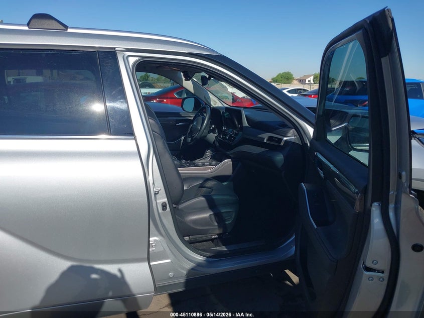 VIN 5TDKDRBH2RS048713 2024 TOYOTA HIGHLANDER PLATINUM