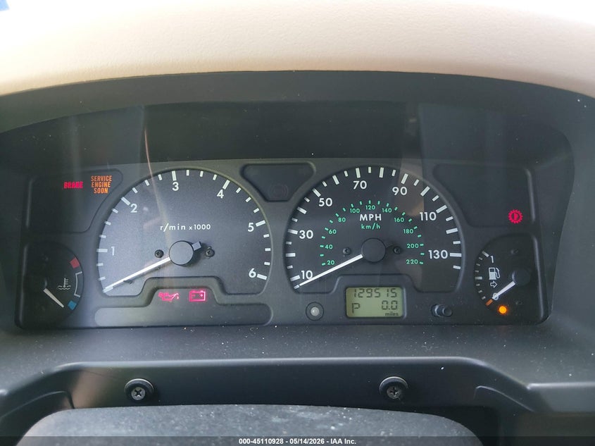 2000 Land Rover Discovery Series Ii Cloth/Series Ii Leather VIN: SALTY1240YA238229 Lot: 45110928