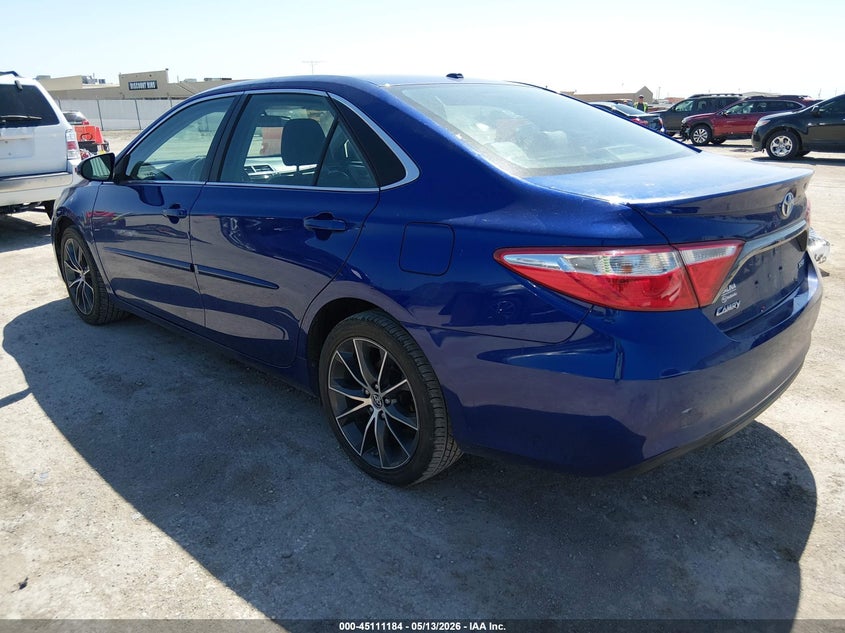 2015 TOYOTA CAMRY auction photo 3
