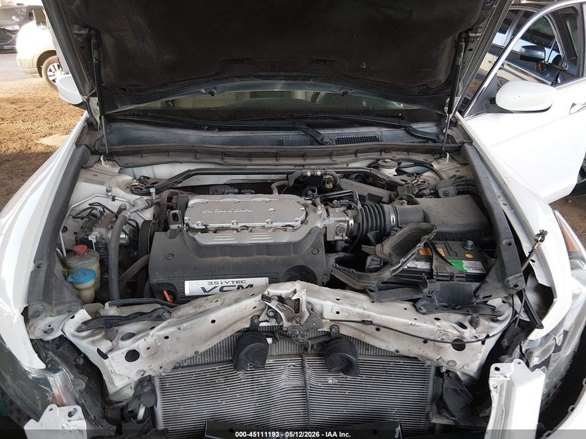 2012 Honda Accord 3.5 3.5 Ex-L white Lot 111045111193 Vin 1HGCP3F88CA000562