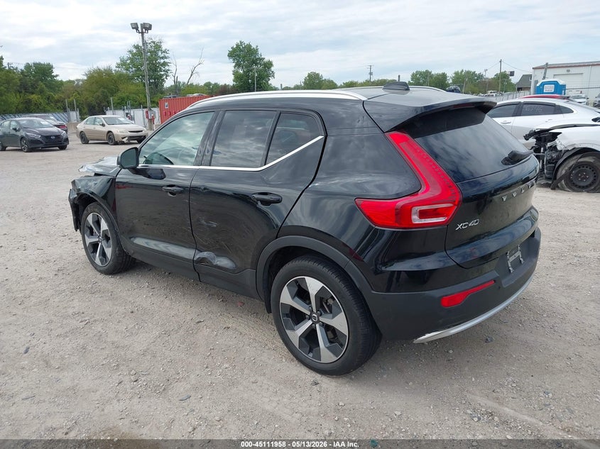 Vin: yv4l12uexr2267317, lot: 45609542, volvo xc40 b5 plus bright theme 20243