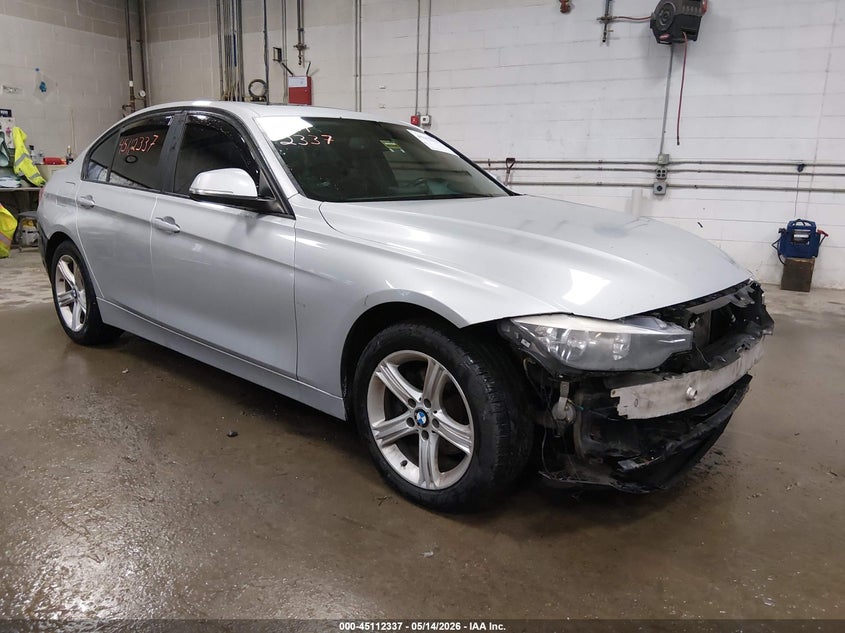 Vin: wba3b5c53df596460, lot: 45609921, bmw 328i xdrive 2013 img_1