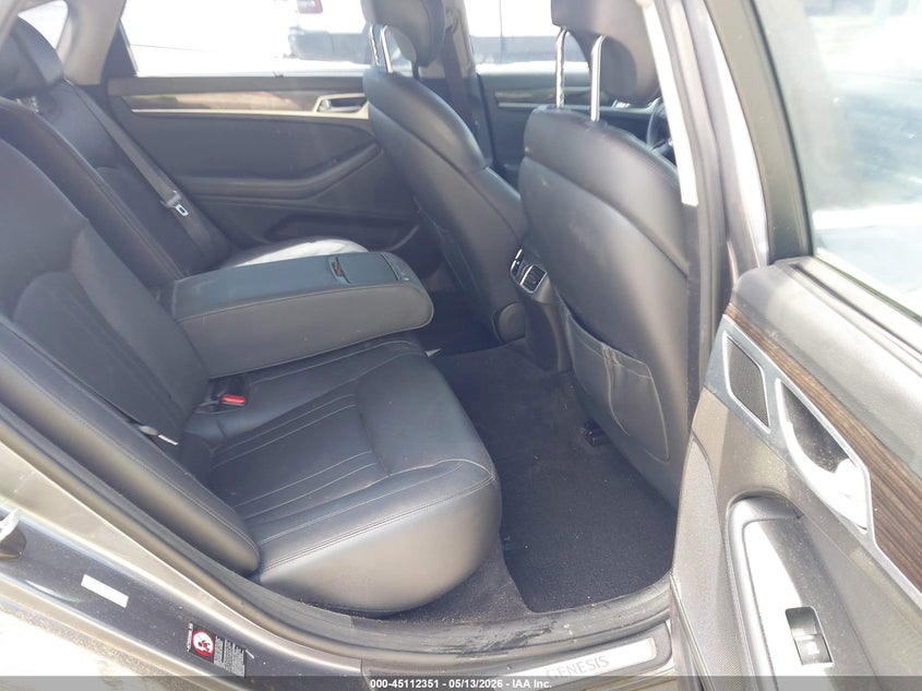 2015 Hyundai Genesis 3.8 VIN: KMHGN4JE0FU083489 Lot: 45112351