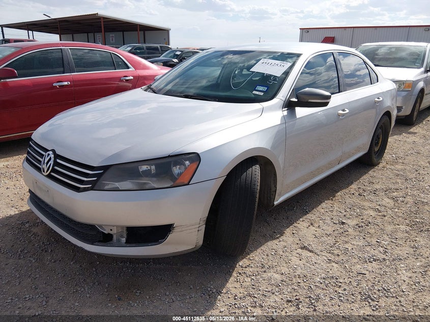 2013 Volkswagen Passat 2.5l Se 1VWBP7A35DC122800 photo 1