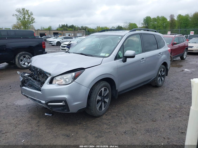 Vin: jf2sjaec7jh586148, lot: 45610238, subaru forester 2.5i premium 20182