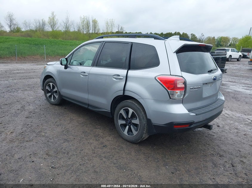 Vin: jf2sjaec7jh586148, lot: 45610238, subaru forester 2.5i premium 20183