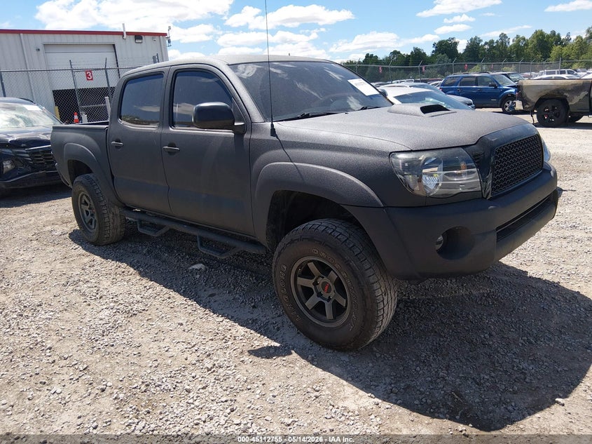 2005 TOYOTA TACOMA auction photo 1
