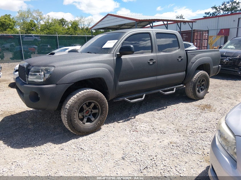 2005 TOYOTA TACOMA auction photo 2