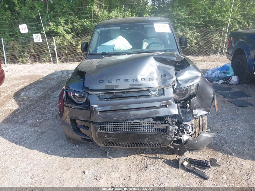 2026 LAND ROVER DEFENDER auction photo 6