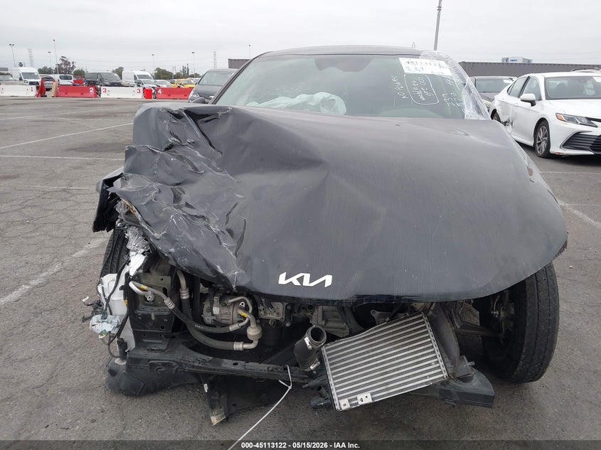 2022 KIA K5 auction photo 6