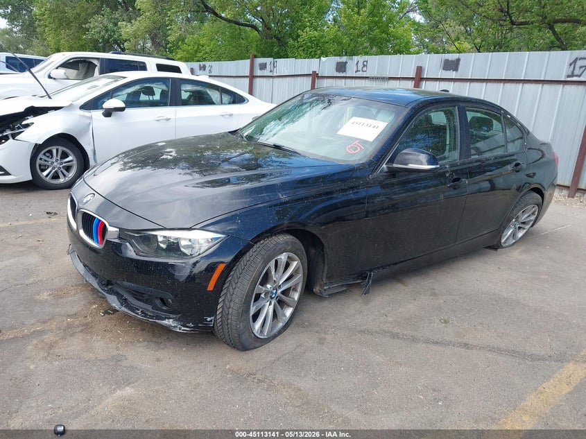 Vin: wba8e1g5xhnu12935, lot: 45610725, bmw 320i 20172