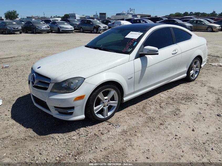 2012 Mercedes-Benz C 250 WDDGJ4HB8CF744932 photo 1