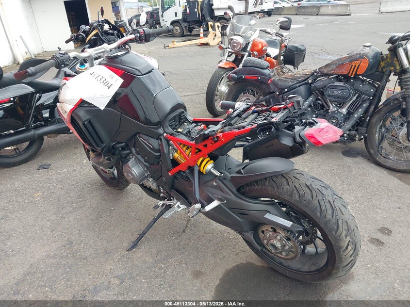 2023 DUCATI MULTISTRADA auction photo 3
