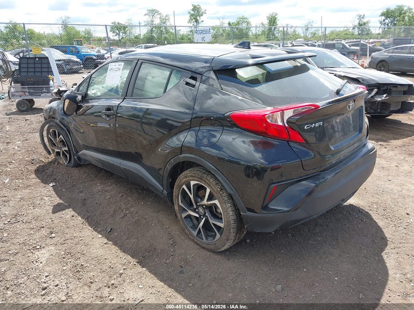 2019 TOYOTA C-HR auction photo 3