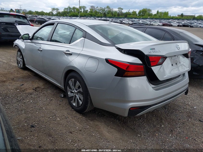 AtlanticExpress - Nissan Altima