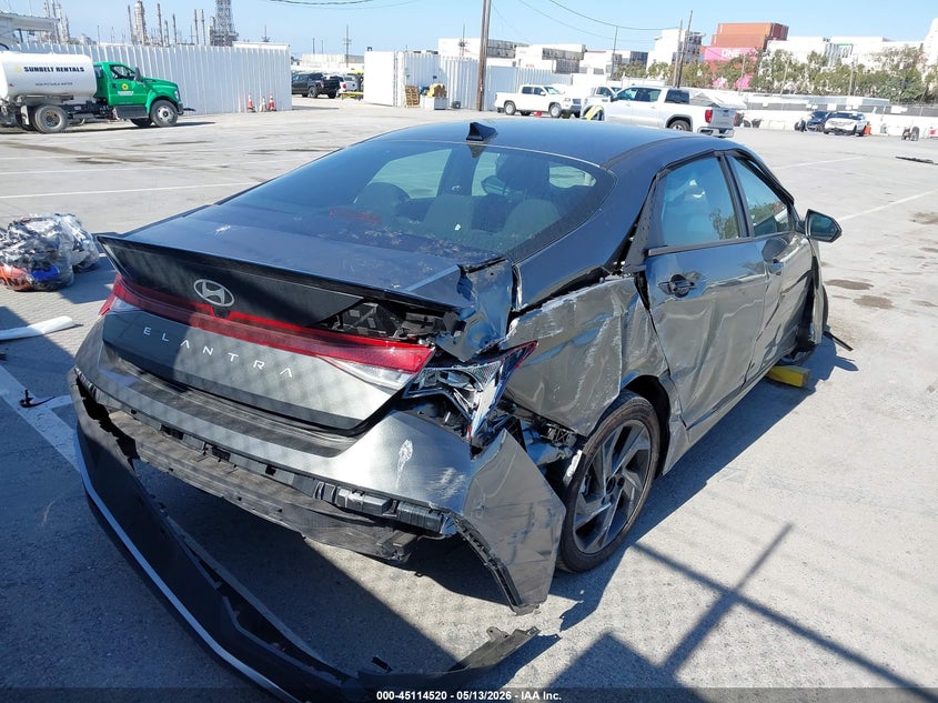 AtlanticExpress - Hyundai Elantra