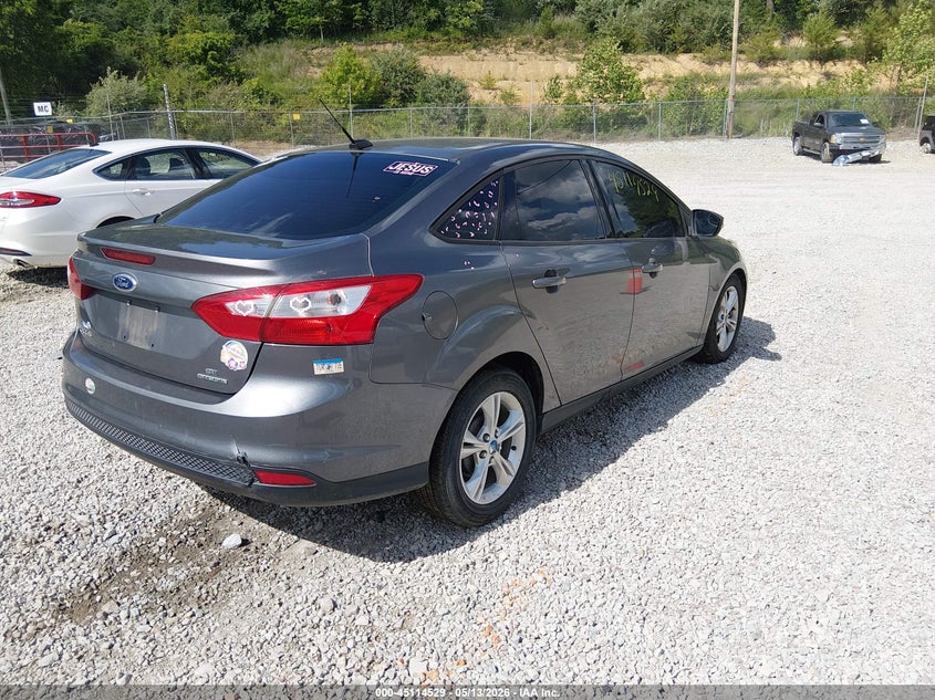 Vin: 1fadp3f23dl162383, lot: 45612113, ford focus se 20134