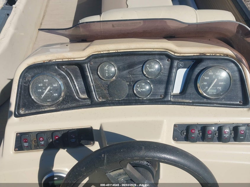 2019 GODFREY PONTOON auction photo 7