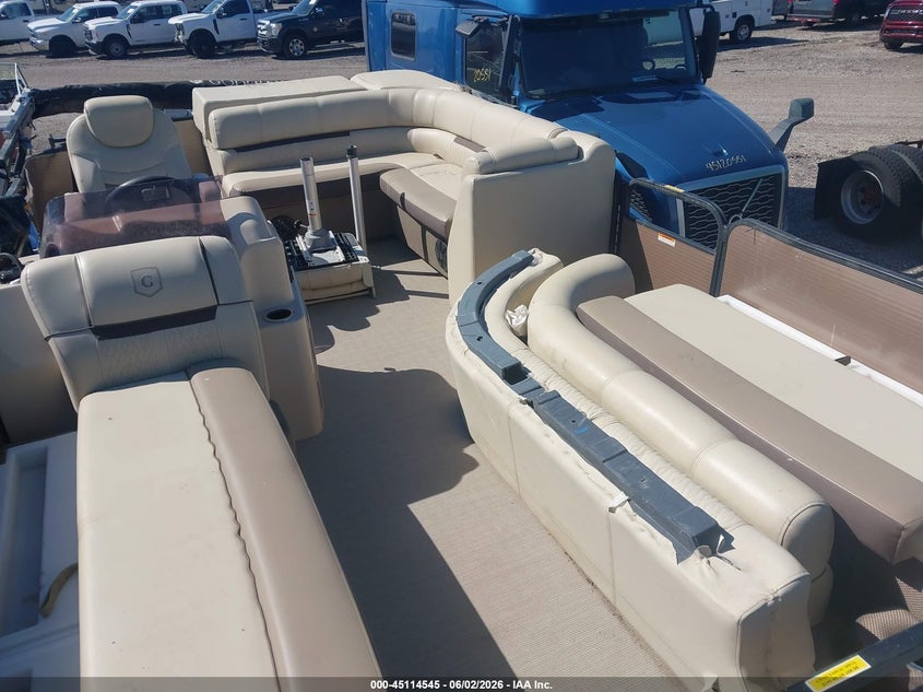 2019 GODFREY PONTOON auction photo 8