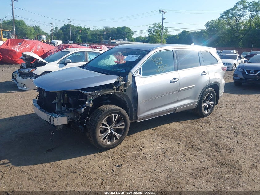 2016 Toyota Highlander Xle V6 5TDJKRFHXGS352588 photo 1