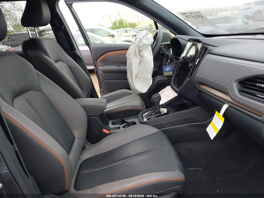 2025 SUBARU FORESTER auction photo 5