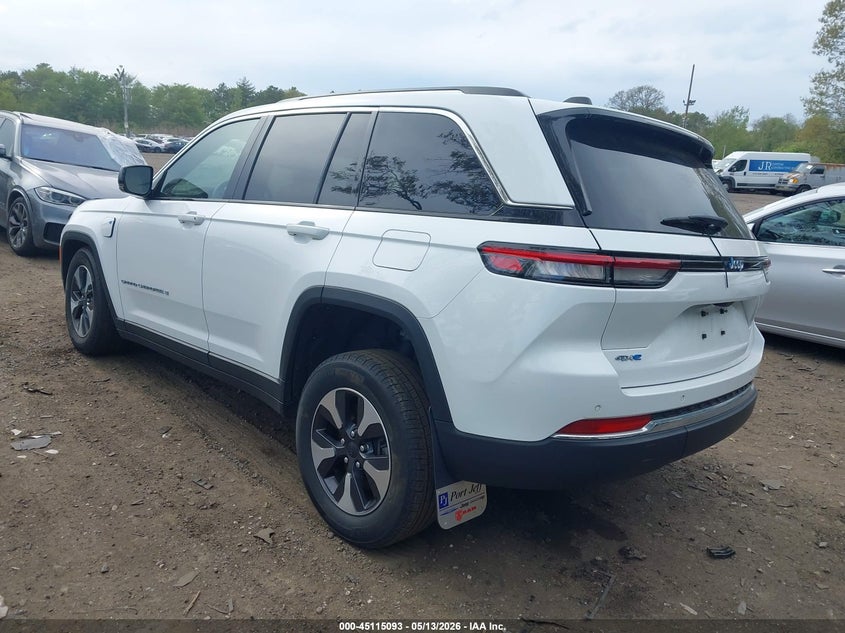 2024 JEEP GRAND CHEROKEE 4XE auction photo 3
