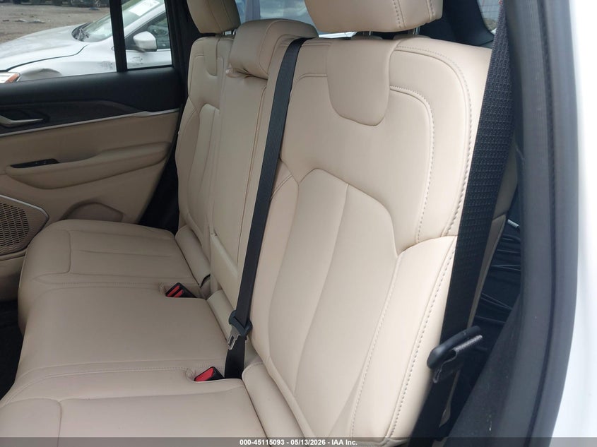 2024 JEEP GRAND CHEROKEE 4XE auction photo 8
