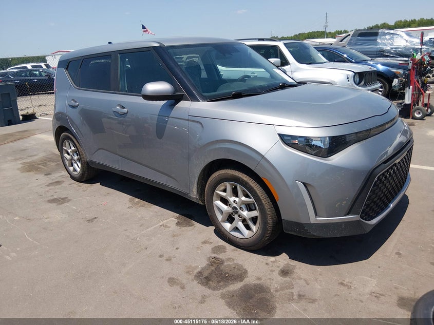 2023 KIA SOUL auction photo 1