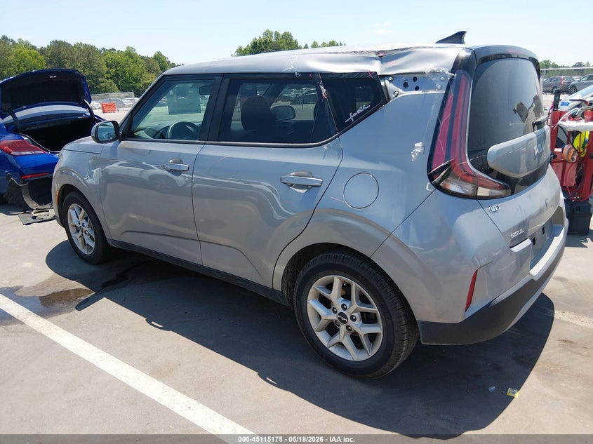 2023 KIA SOUL auction photo 3