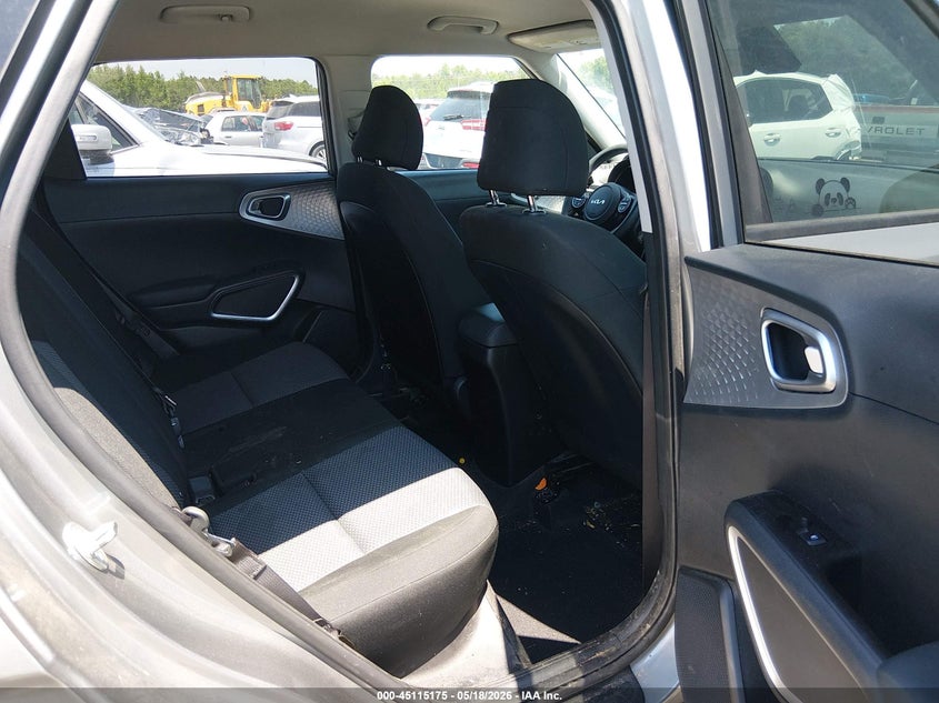 2023 KIA SOUL auction photo 8