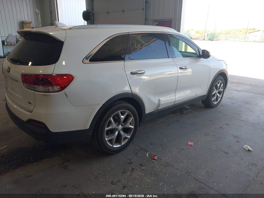 2016 KIA SORENTO auction photo 4