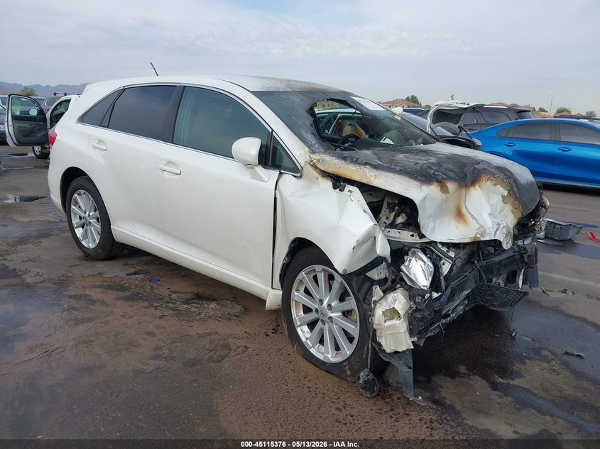 2012 TOYOTA VENZA LE