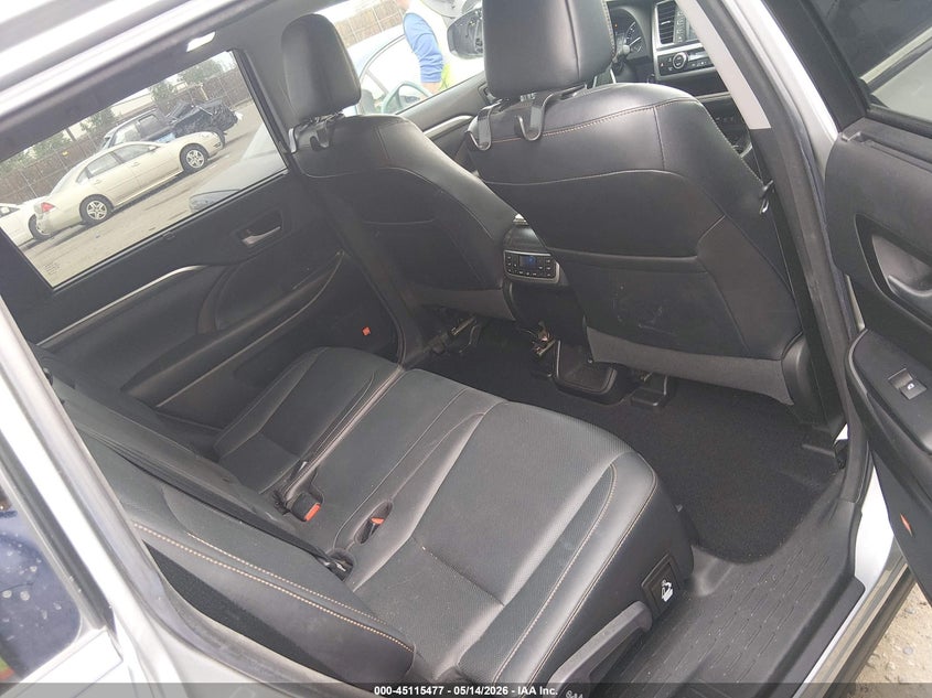 VIN 5TDDZRFHXHS406451 2017 TOYOTA HIGHLANDER LIMITED PLATINUM